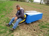 Vegetable harvest and planting cart
