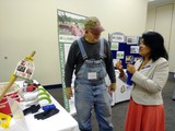 Beatriz (Betty) Rodriguez with visitor at Grassroots Leadership Conf.